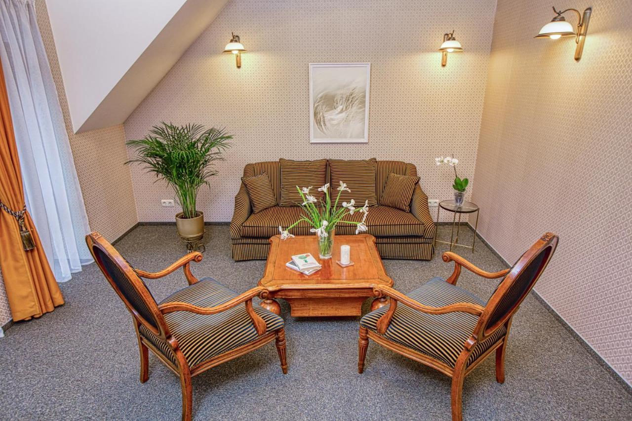 White Lily Apartment ไคลเพดา ภายนอก รูปภาพ